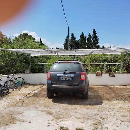 I Trulli Di Mani' Дом отдыха *